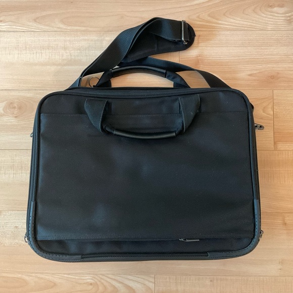 DICOTA - canvas messenger laptop bag 16" - Picture 5 of 5